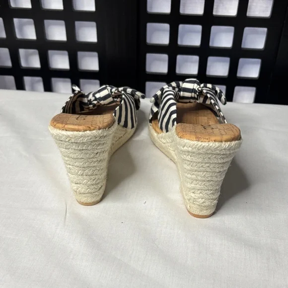 🖤 Chico’s Black & White Striped Espadrilles Heel Size 8 New 🖤 - Picture 5 of 12